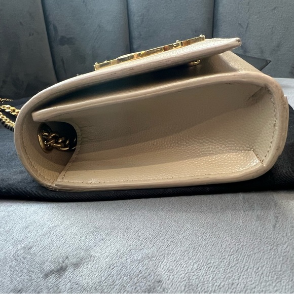 Yves Saint Laurent Kate Monogram crossbody - Picture 8 of 16